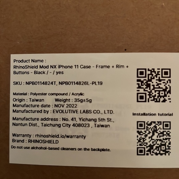 Peanuts- brand new IPhone 11 Rhinoshield case. - Picture 3 of 4